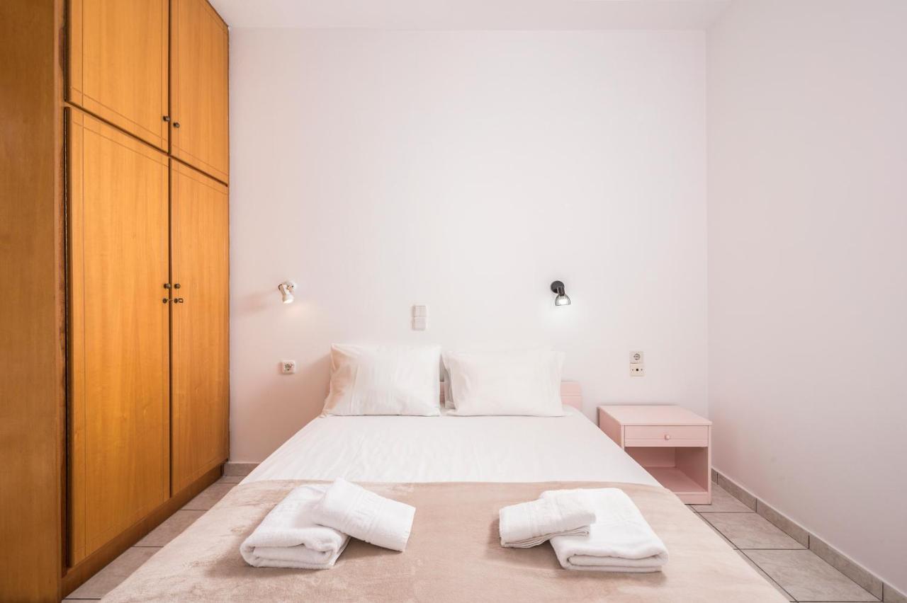 Captain Michalis Apartments Galatás 외부 사진