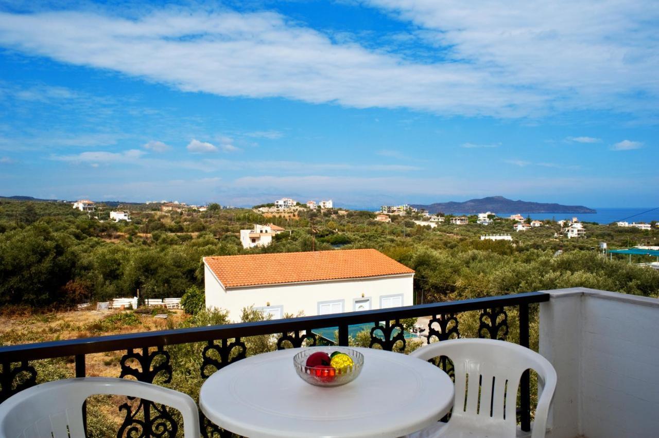 Captain Michalis Apartments Galatás 외부 사진