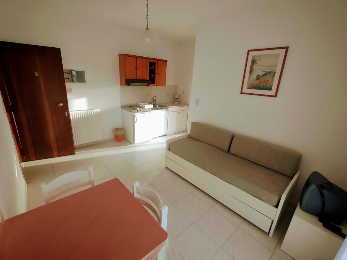 Captain Michalis Apartments Galatás 외부 사진