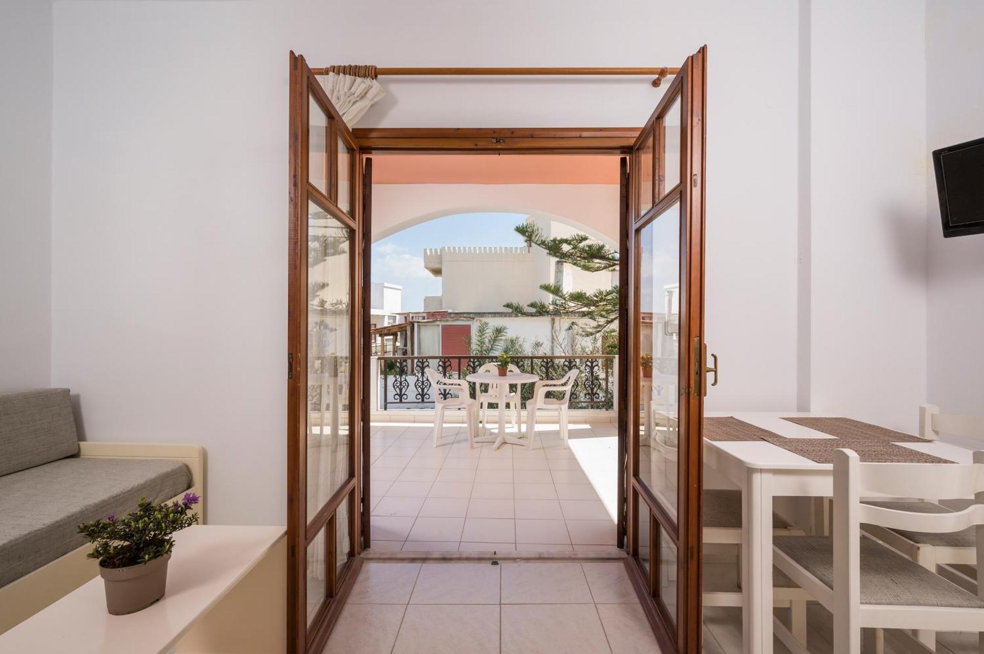 Captain Michalis Apartments Galatás 외부 사진